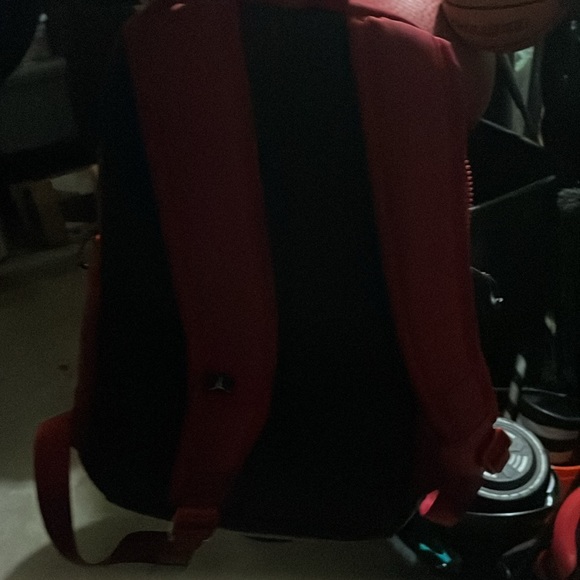 Red Jordan bag - Picture 3 of 3